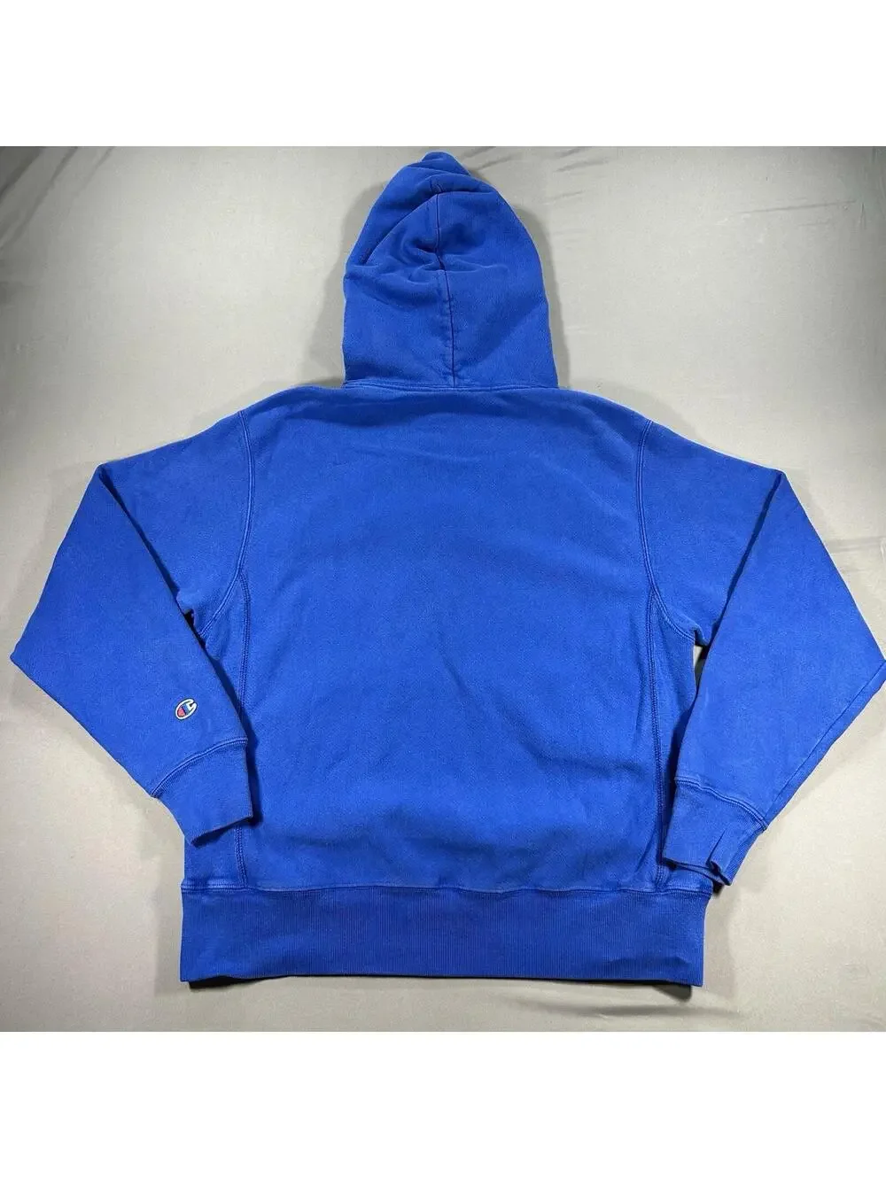 Champion Reverse Weave Hoodie Mens Medium Blue Pullover Fleece Logo Sweatshirt - Picture 2 of 8